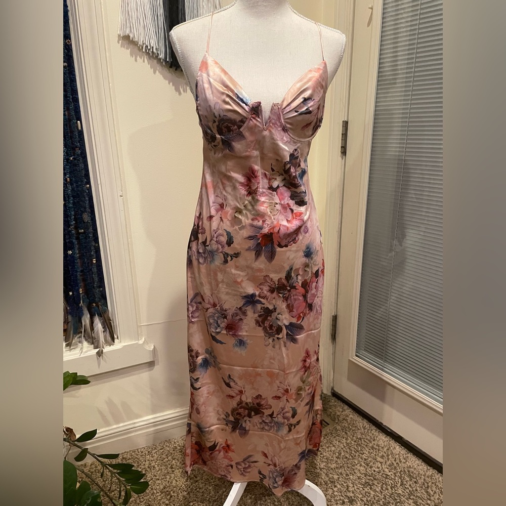 Beautiful floral satin dress